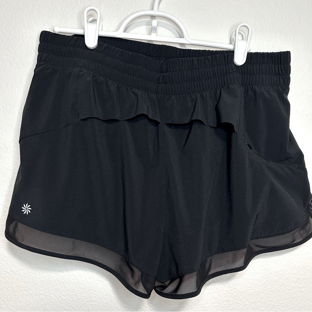 Athleta Mesh Racer Run 2.5” short, black, medium - Picture 8 of 13
